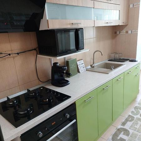 Apartament Central Renovat 3 Camere Bucareste Exterior foto